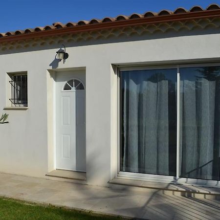 Joli Appartement Au Calme Entre Nimes Et Avignon Meynes Ngoại thất bức ảnh